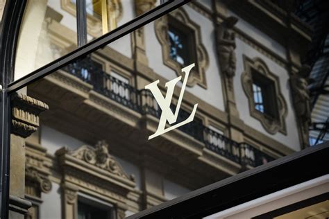 louis vuitton histoire et valeurs